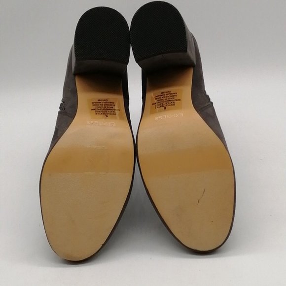 Express Womens Side Zip Ankle Boots Gray Faux Suede Block Heel Almond Toe 6 - Picture 4 of 9